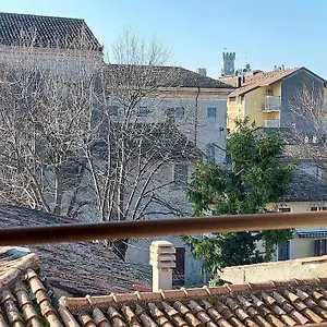  Appartamento Sui Tetti Di Valeggio - Italia
